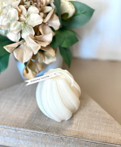 Ribbed Twirl Candle Glory
