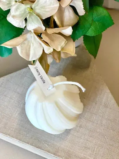 Ribbed Twirl Candle Glory
